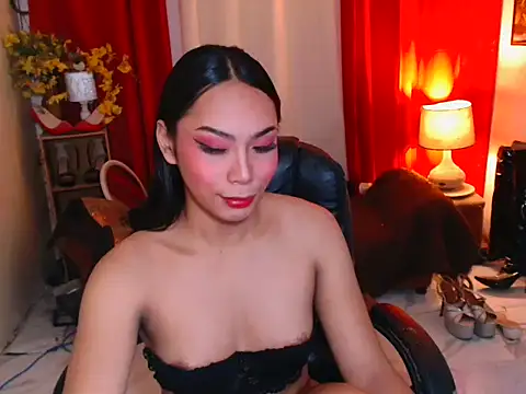 Snapshot of kylieEmparado chatting on May 29, 12:52 am kylieEmparado online show from May 29, 12:52 am