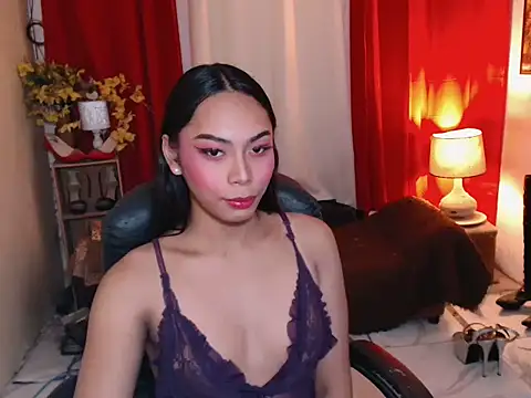 Snapshot of kylieEmparado chatting on June 6, 1:32 am kylieEmparado online show from June 6, 1:32 am