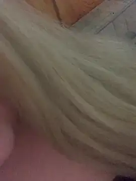 Snapshot of ninfetinhagata chatting on December 4, 3:27 am ninfetinhagata online show from December 4, 3:27 am