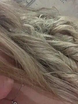 Snapshot of ninfetinhagata chatting on February 2, 3:38 am ninfetinhagata online show from February 2, 3:38 am