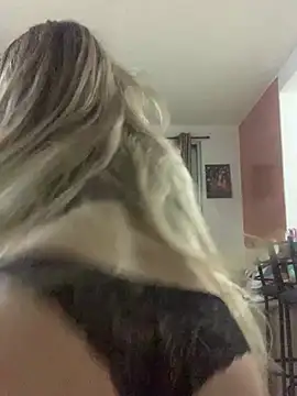 Snapshot of ninfetinhagata chatting on March 11, 11:55 pm ninfetinhagata online show from March 11, 11:55 pm