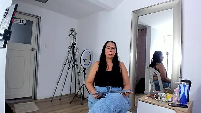 Sara BigAss- online show from April 7, 12:38 pm