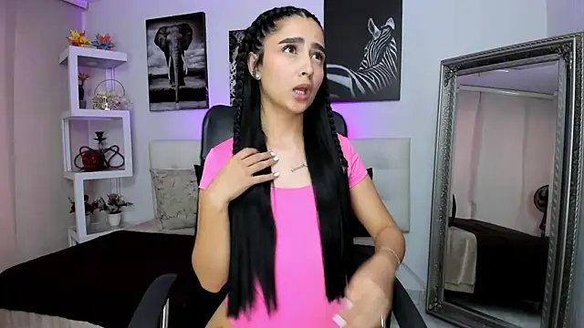 mialiore online show from February 13, 12:34 pm