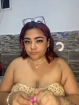 Snapshot of naty_col chatting on July 13, 9:50 pm naty col online show from July 13, 9:50 pm