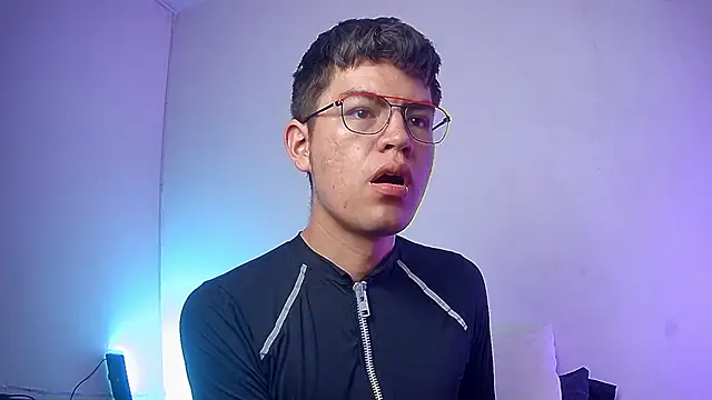 nicolatinboy online show from February 27, 9:04 pm