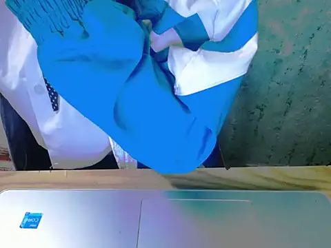 maian love online show from April 1, 7:44 pm