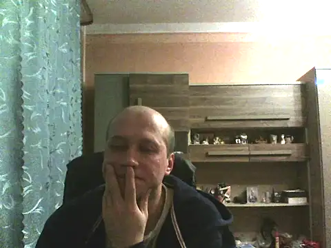 Egorij83 online show from December 5, 4:32 am