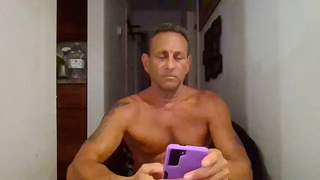 Snapshot of johnnymarino1010 chatting on July 12, 5:48 pm johnnymarino1010 online show from July 12, 5:48 pm