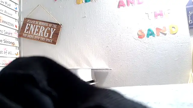 Snapshot of snowbird1117 chatting on June 6, 5:50 pm snowbird1117 online show from June 6, 5:50 pm