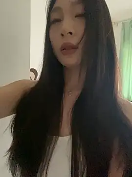 Snapshot of yaqing666 chatting on June 28, 5:35 am yaqing666 online show from June 28, 5:35 am
