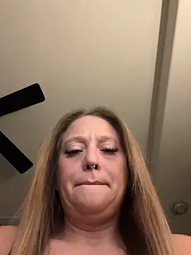 MissyLovelace online show from March 28, 11:43 am