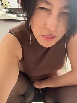 luckybaby666999 online show from April 28, 2:27 am