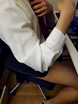 Snapshot of ttkk12132 chatting on December 14, 2:55 pm ttkk12132 online show from December 14, 2:55 pm