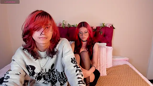 Snapshot of Eros_Nyx_ chatting on June 5, 3:35 am Eros Nyx online show from June 5, 3:35 am