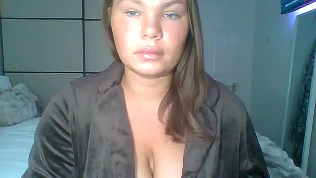 Snapshot of GEMMARMALADE chatting on July 5, 7:26 am GEMMARMALADE online show from July 5, 7:26 am