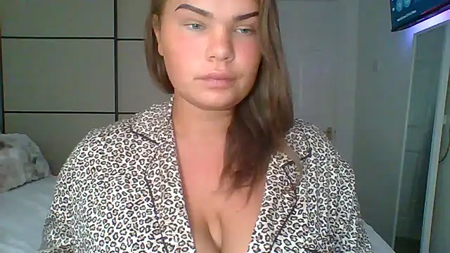 Snapshot of GEMMARMALADE chatting on July 19, 10:52 am GEMMARMALADE online show from July 19, 10:52 am