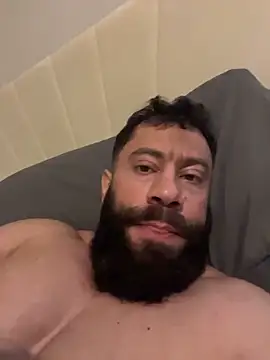 Snapshot of stylesexy chatting on December 22, 8:00 am stylesexy online show from December 22, 8:00 am