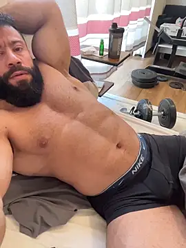 Snapshot of stylesexy chatting on February 15, 12:47 pm stylesexy online show from February 15, 12:47 pm