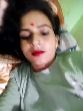 Snapshot of Big_soniya55A chatting on April 28, 10:09 am Big soniya55A online show from April 28, 10:09 am