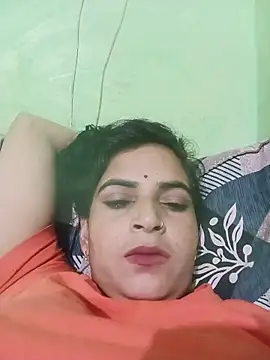 Snapshot of Big_soniya55A chatting on May 18, 1:28 pm Big soniya55A online show from May 18, 1:28 pm