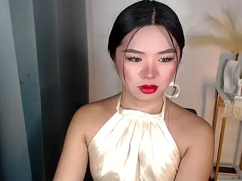 Snapshot of voganmarie chatting on June 5, 4:35 pm voganmarie online show from June 5, 4:35 pm