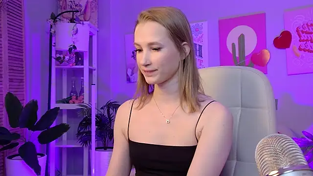 Megan Rodgers online show from February 15, 5:31 pm