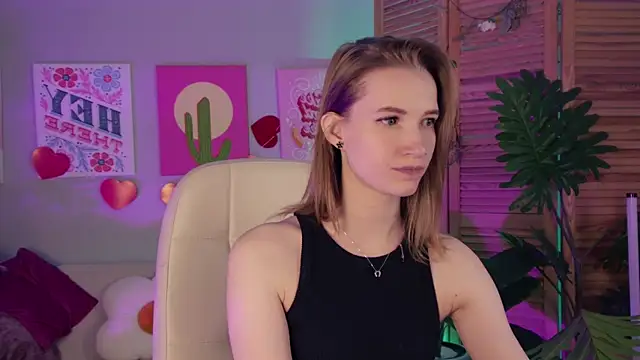 Megan Rodgers online show from April 12, 5:40 pm