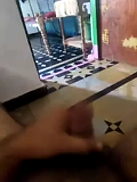 Snapshot of BoyMuslimTelugu chatting on January 9, 5:32 am BoyMuslimTelugu online show from January 9, 5:32 am