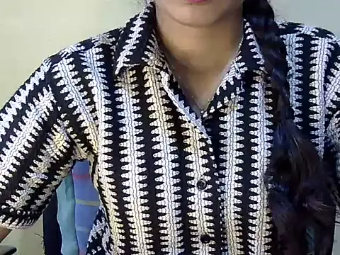 Snapshot of Shab_M chatting on July 2, 7:36 am Shab M online show from July 2, 7:36 am