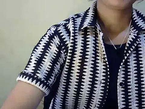 Snapshot of Shab_M chatting on July 14, 11:05 am Shab M online show from July 14, 11:05 am