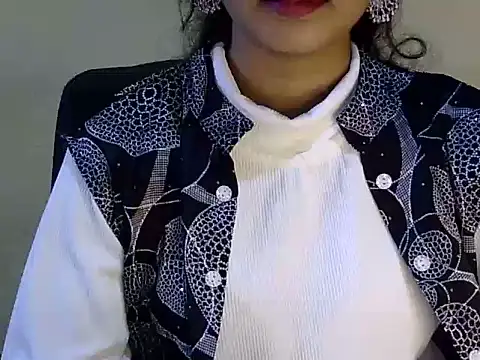 Snapshot of Shab_M chatting on August 7, 6:37 am Shab M online show from August 7, 6:37 am