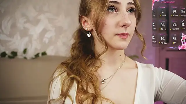 emilka milka online show from March 12, 1:06 pm