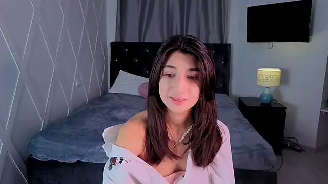 Snapshot of Babe_Live chatting on January 14, 8:58 pm Babe Live online show from January 14, 8:58 pm