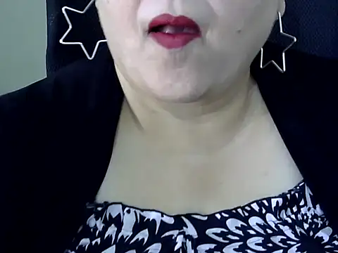 Snapshot of Soniya_Sha chatting on May 18, 7:58 am Soniya Sha online show from May 18, 7:58 am