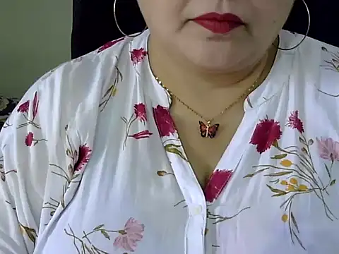 Snapshot of Soniya_Sha chatting on May 20, 8:20 am Soniya Sha online show from May 20, 8:20 am