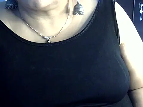 Snapshot of Soniya_Sha chatting on July 11, 8:17 am Soniya Sha online show from July 11, 8:17 am