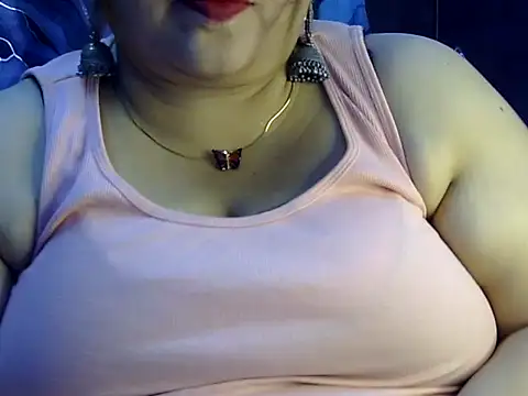Snapshot of Soniya_Sha chatting on July 13, 9:34 am Soniya Sha online show from July 13, 9:34 am