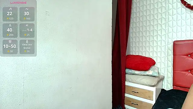 Elizabetth Roman online show from March 28, 8:52 pm