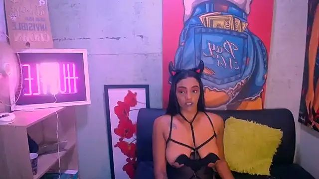 Indianzaraxxx online show from April 14, 5:41 pm