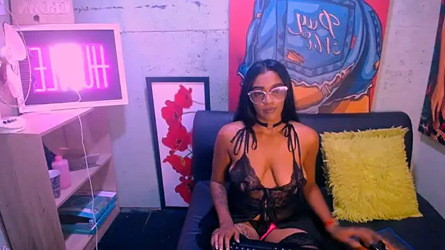 Indianzaraxxx online show from April 16, 5:58 pm