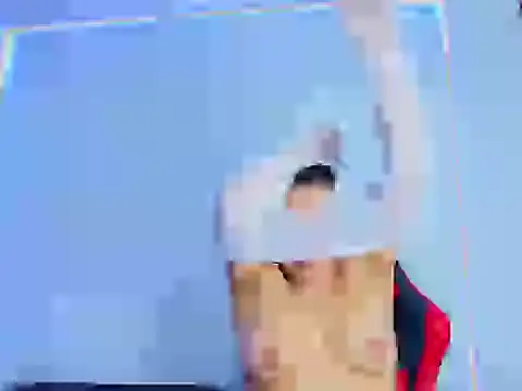 Snapshot of sara_santana__ chatting on January 8, 9:39 pm sara santana online show from January 8, 9:39 pm