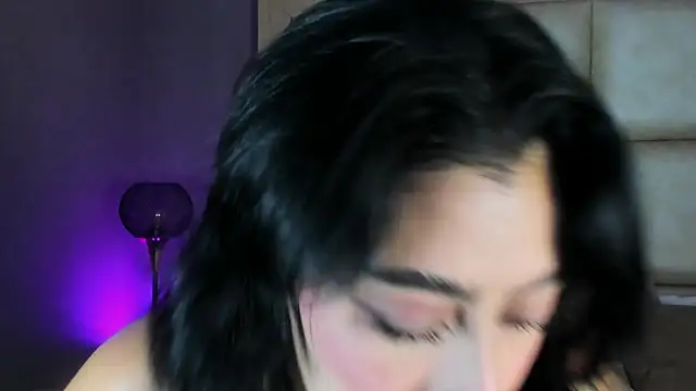 TaniaRedd  online show from February 21, 1:45 pm