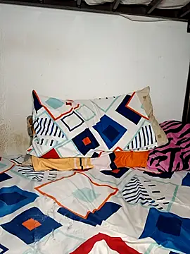 modelo hot online show from April 12, 2:27 am