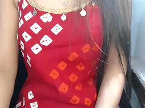 Snapshot of KhubsuratHaasina chatting on February 24, 6:50 pm KhubsuratHaasina online show from February 24, 6:50 pm