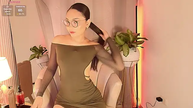 Mia mystic  online show from February 13, 12:34 pm