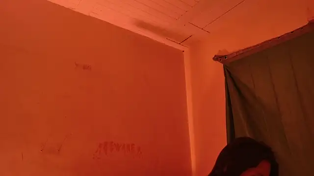 MoonLipsON- online show from April 14, 12:05 am