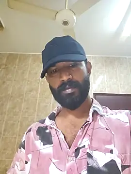 Bigkannan online show from February 3, 9:20 pm