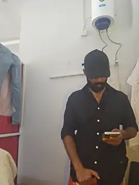 Snapshot of Bigkannan chatting on July 10, 8:40 am Bigkannan online show from July 10, 8:40 am