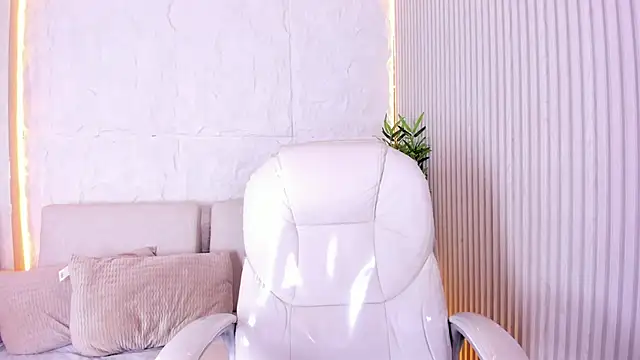 MarelynSummer online show from May 21, 11:39 am