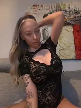 Snapshot of Sannababyy chatting on March 22, 7:17 pm Sannababyy online show from March 22, 7:17 pm